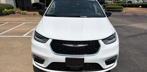 Chrysler Pacifica 2024