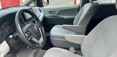 Toyota Sienna 2017