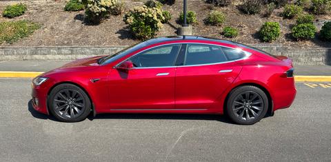 Tesla Model S 2020