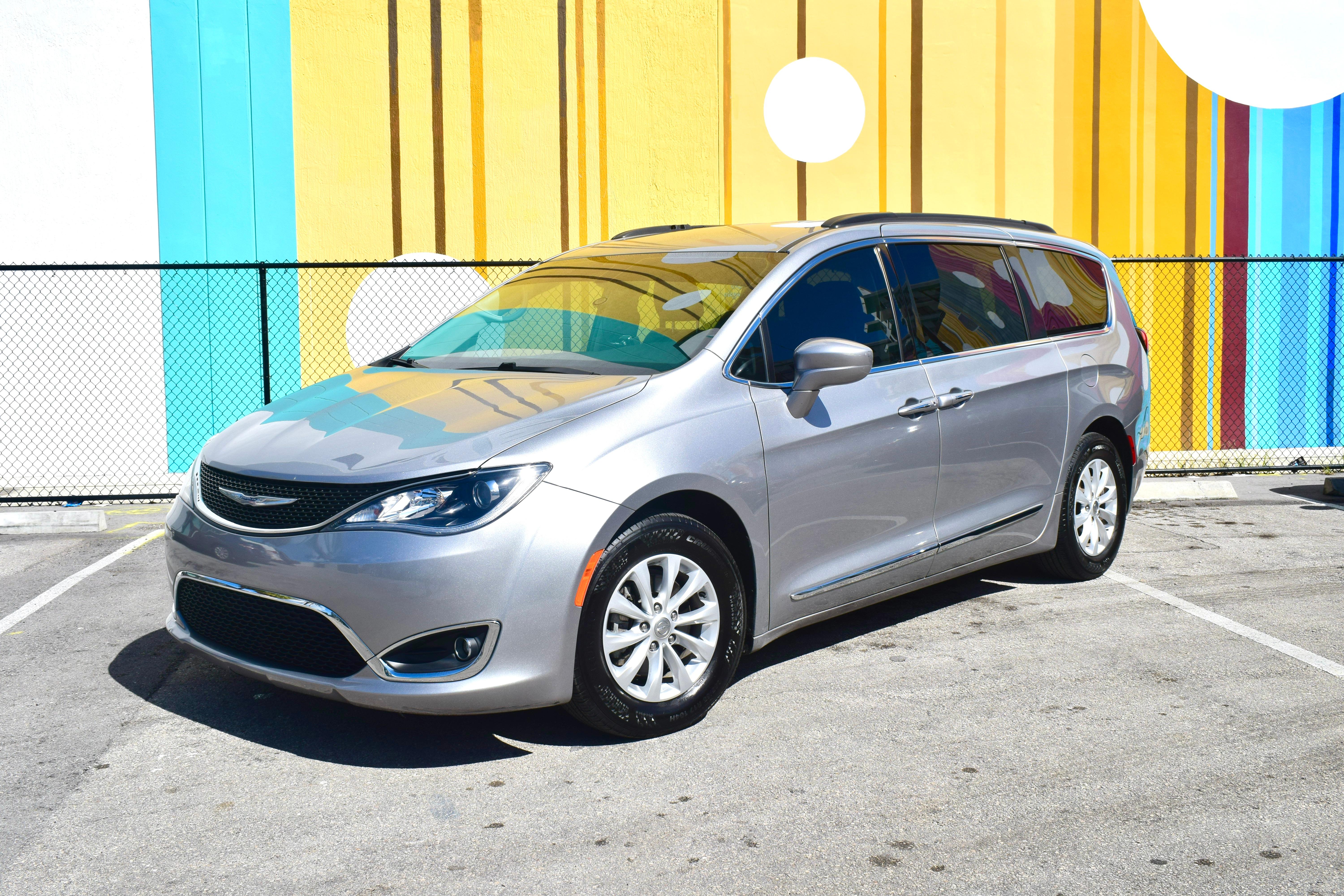 Chrysler Pacifica 2017 in 