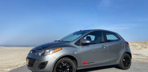 Mazda Mazda2 2013