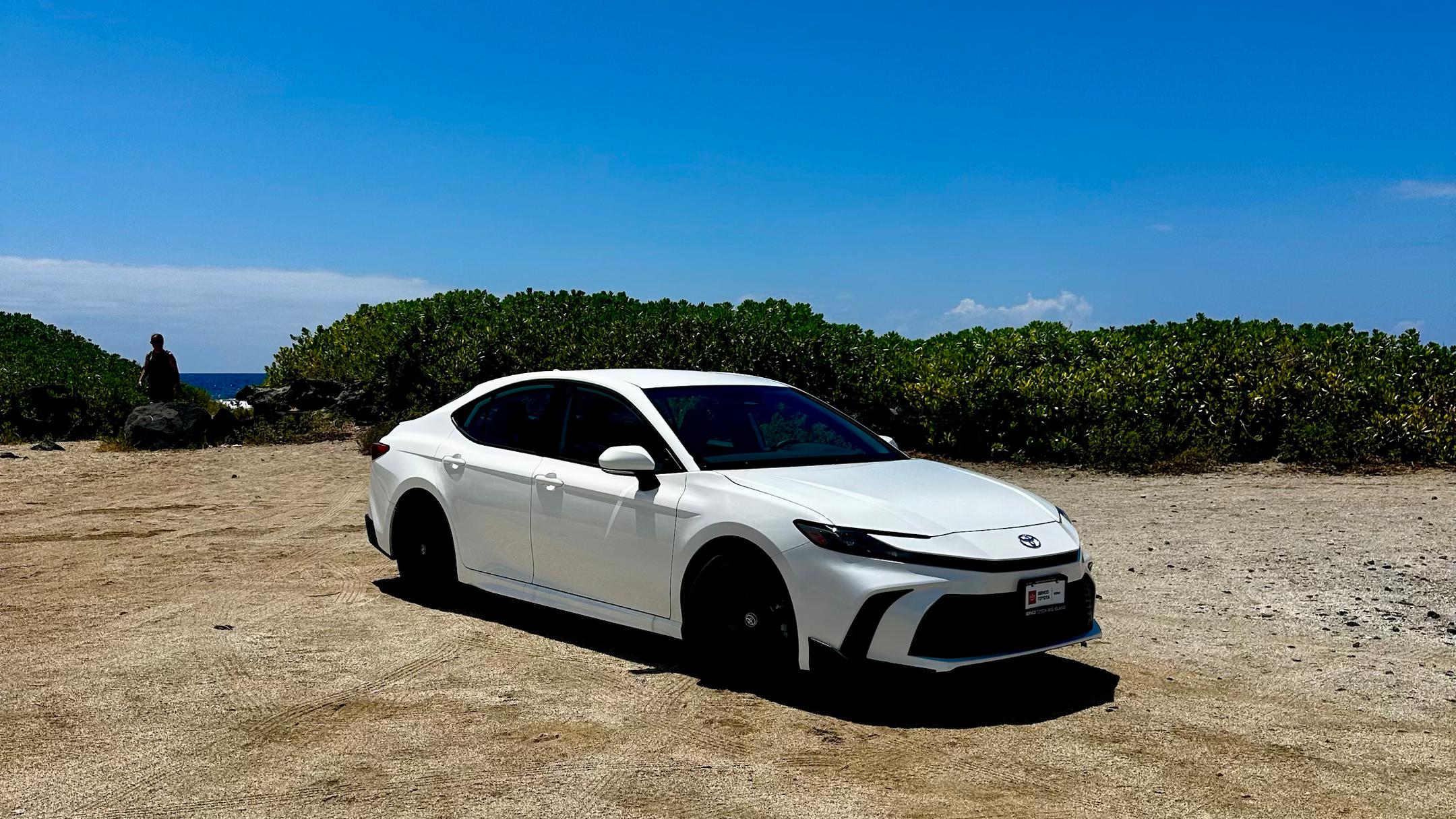 Toyota Camry Hybrid 2025 in Kailua-Kona, HI