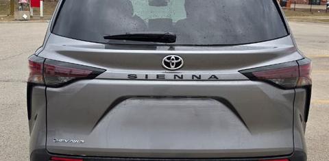 Toyota Sienna 2026