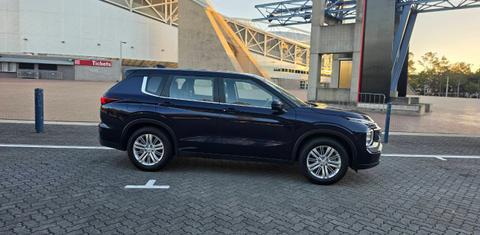 Mitsubishi OUTLANDER 2023