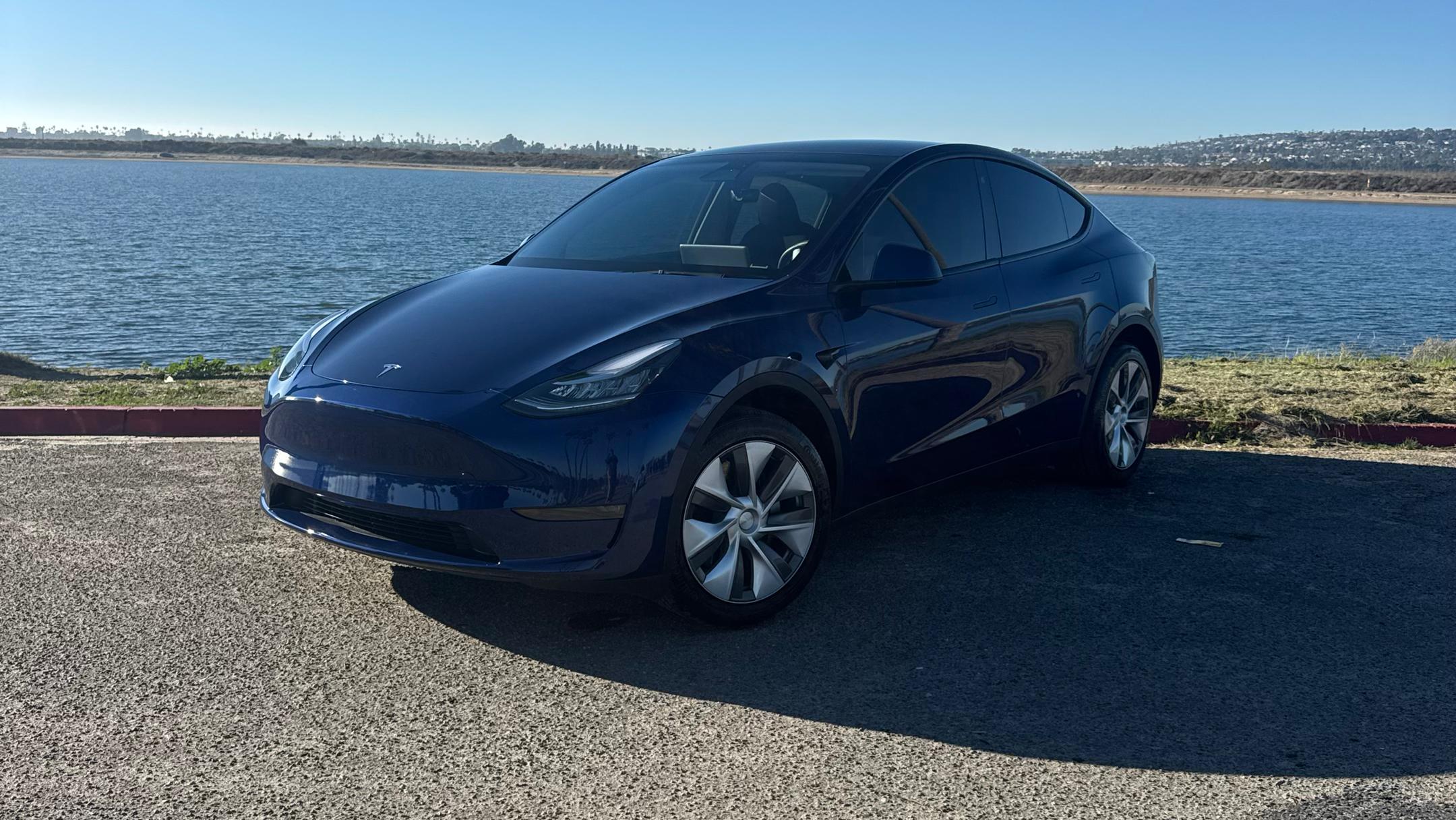 Tesla Model Y 2023 in San Diego, CA