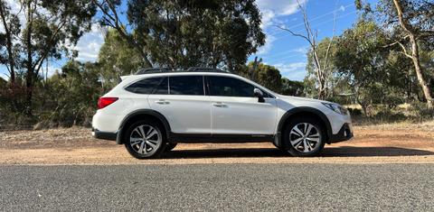 Subaru OUTBACK 2018