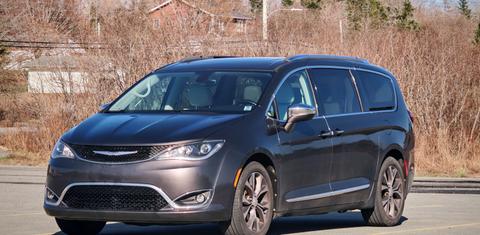 Chrysler Pacifica 2017