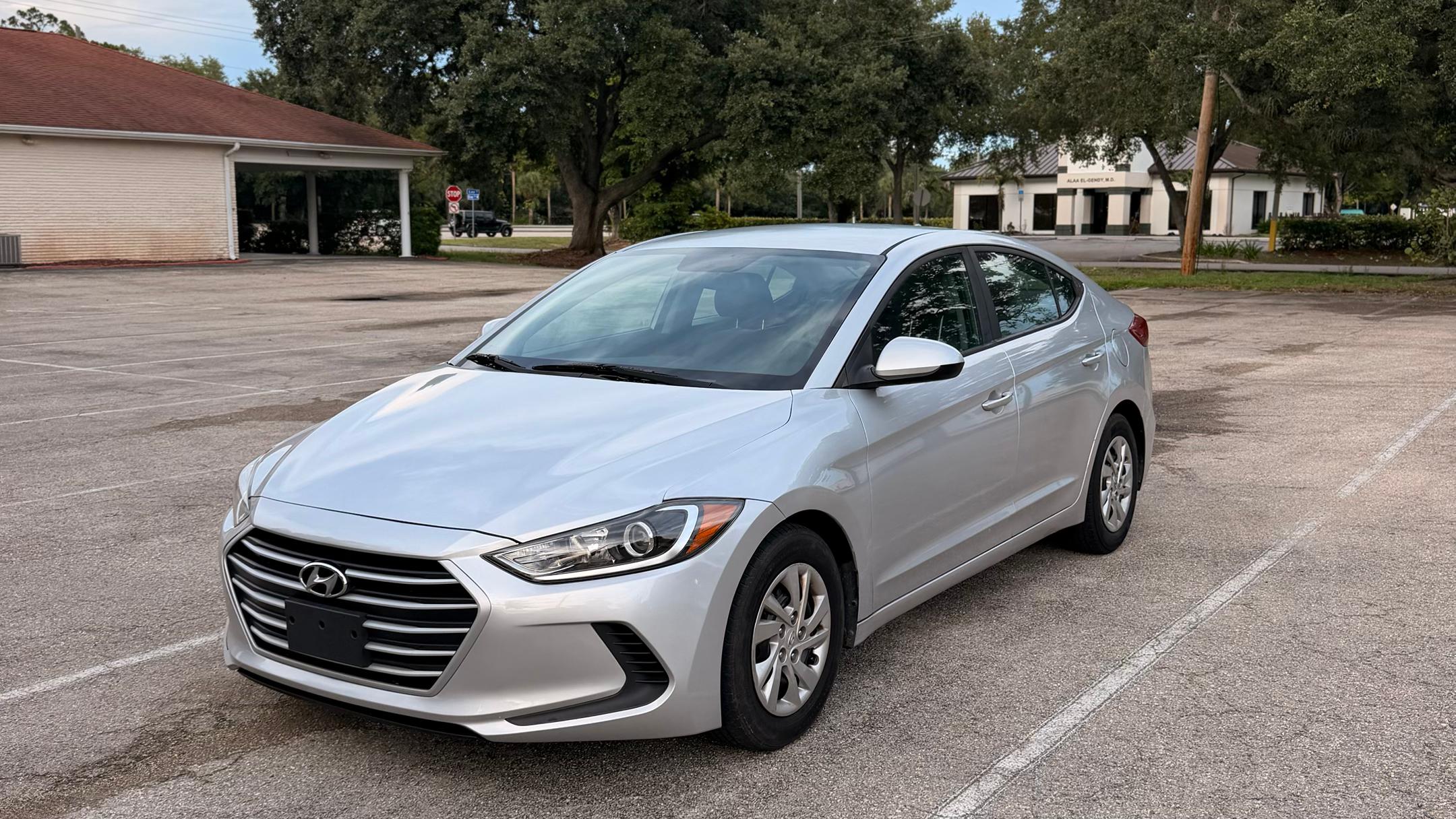 Hyundai Elantra 2017 in Lehigh Acres, FL