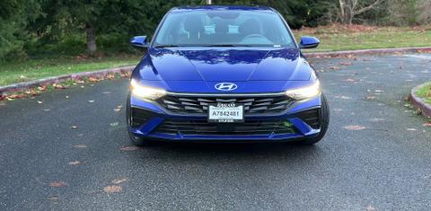 Hyundai Elantra 2024