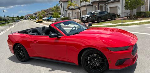 Ford Mustang 2025