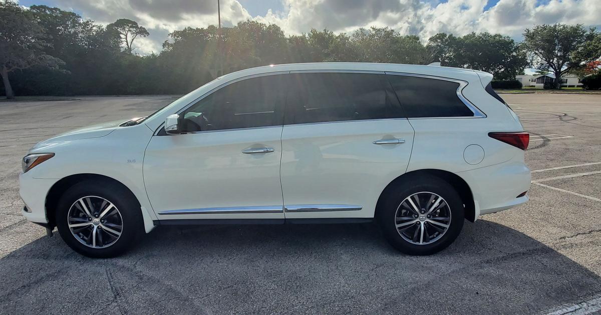 INFINITI QX60 2019 rental in Boynton Beach, FL by Paul W. Turo
