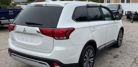 Mitsubishi Outlander 2020