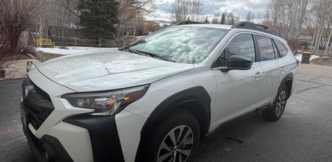 Subaru Outback 2025