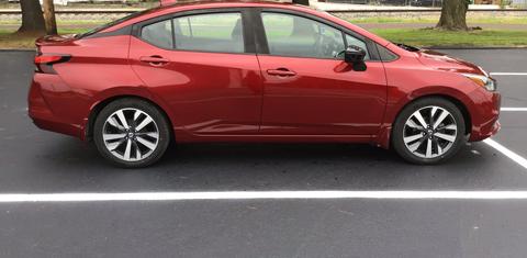 Nissan Versa 2020