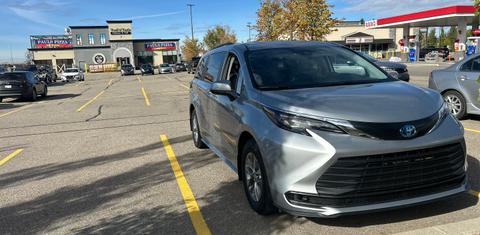 Toyota Sienna 2024