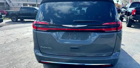 Chrysler Pacifica 2023