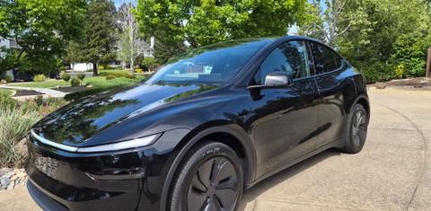 Tesla Model Y 2026