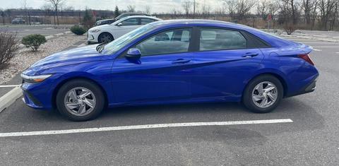 Hyundai Elantra 2025