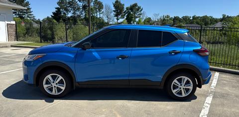 Nissan Kicks Play 2025
