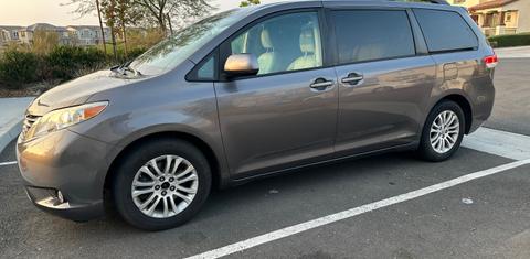 Toyota Sienna 2012
