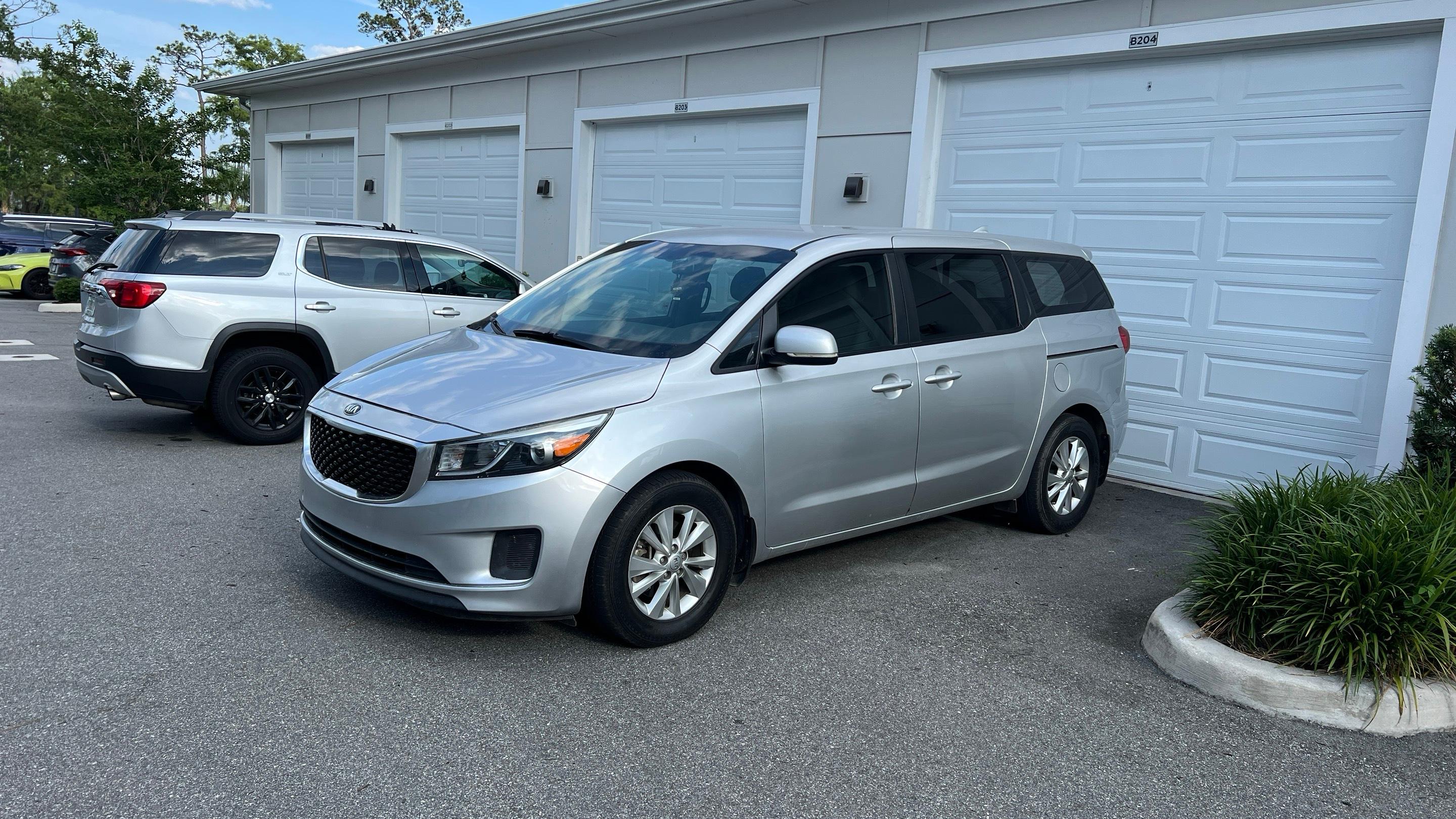 Kia Sedona 2017 in 