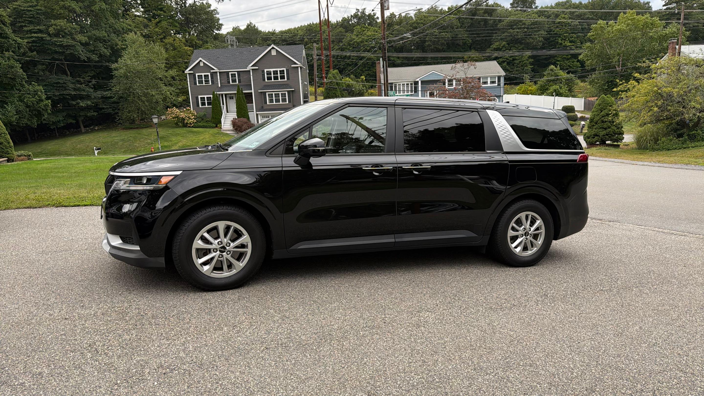 Kia Carnival 2023 in Burlington, MA