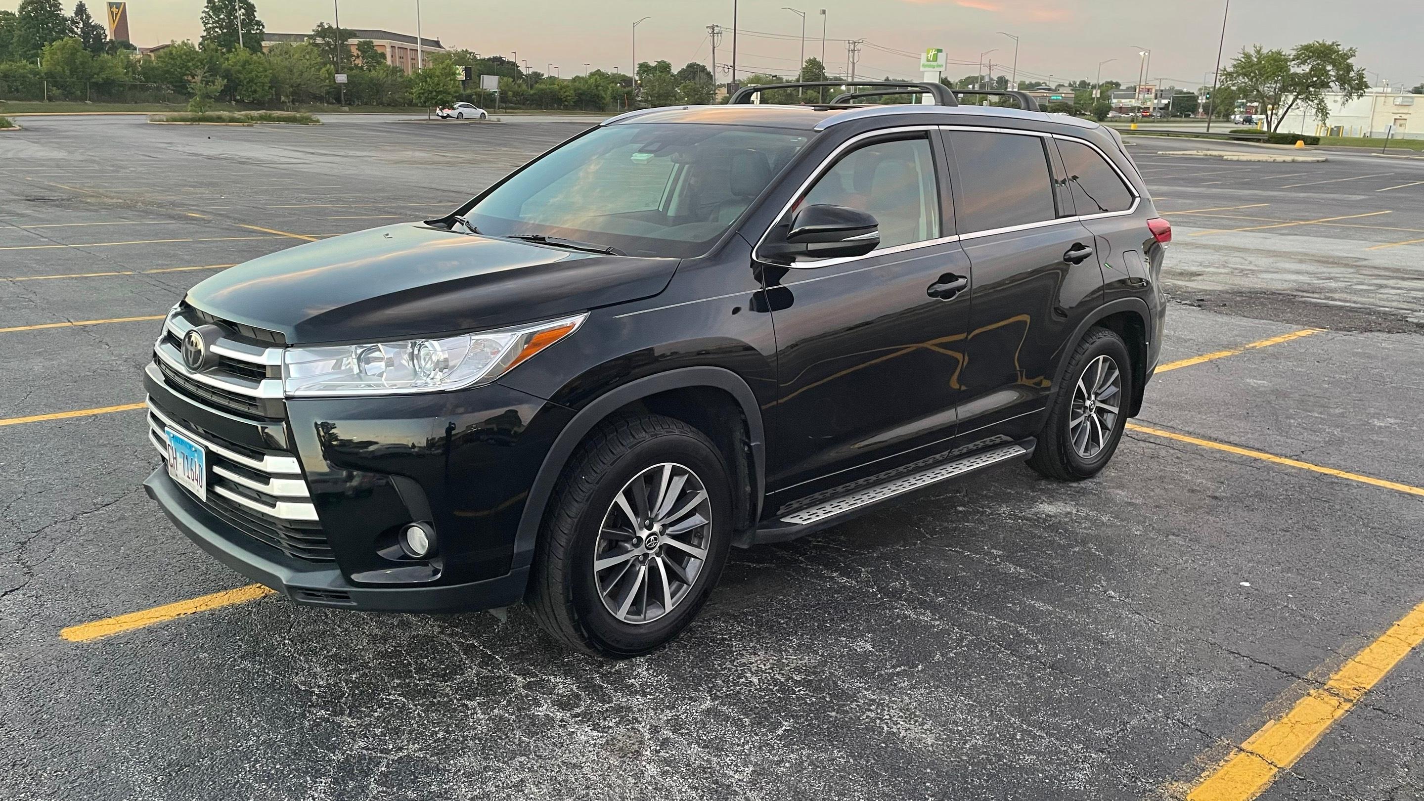 Toyota Highlander 2018 rental in Chicago, IL by Lance B. Turo