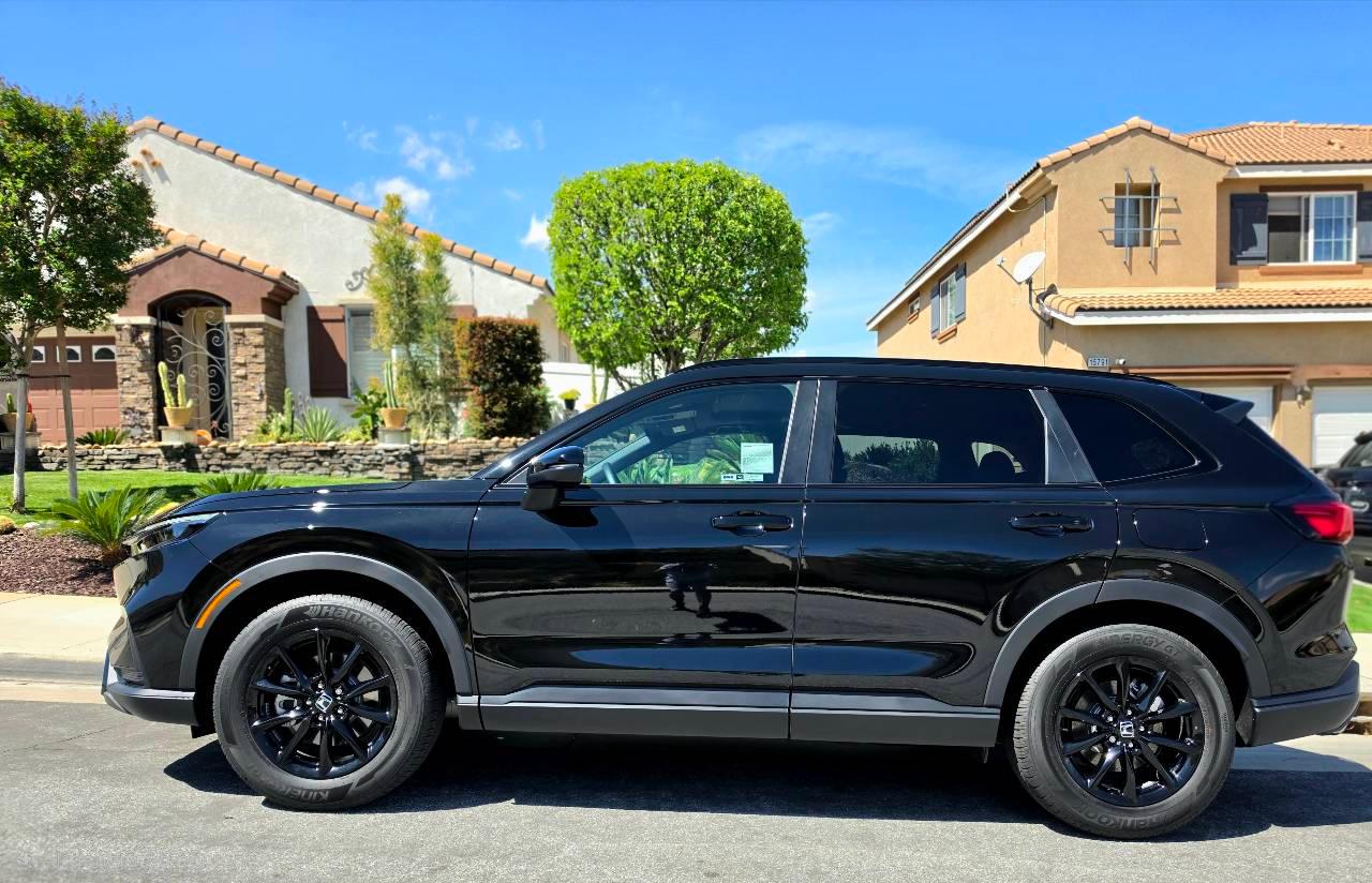 Honda CR-V Hybrid 2026 in 