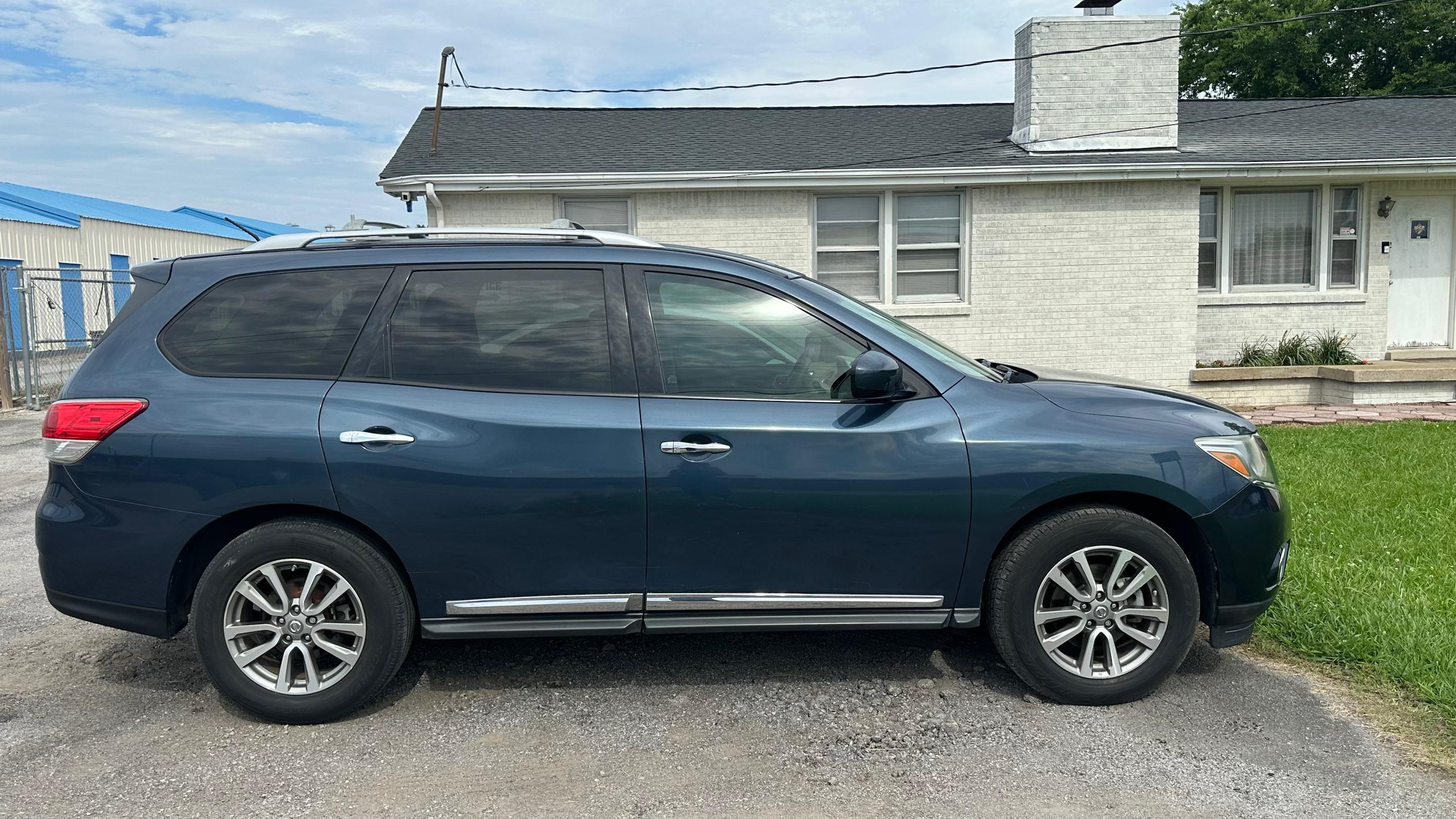 Nissan Pathfinder 2014 in La Vergne, TN