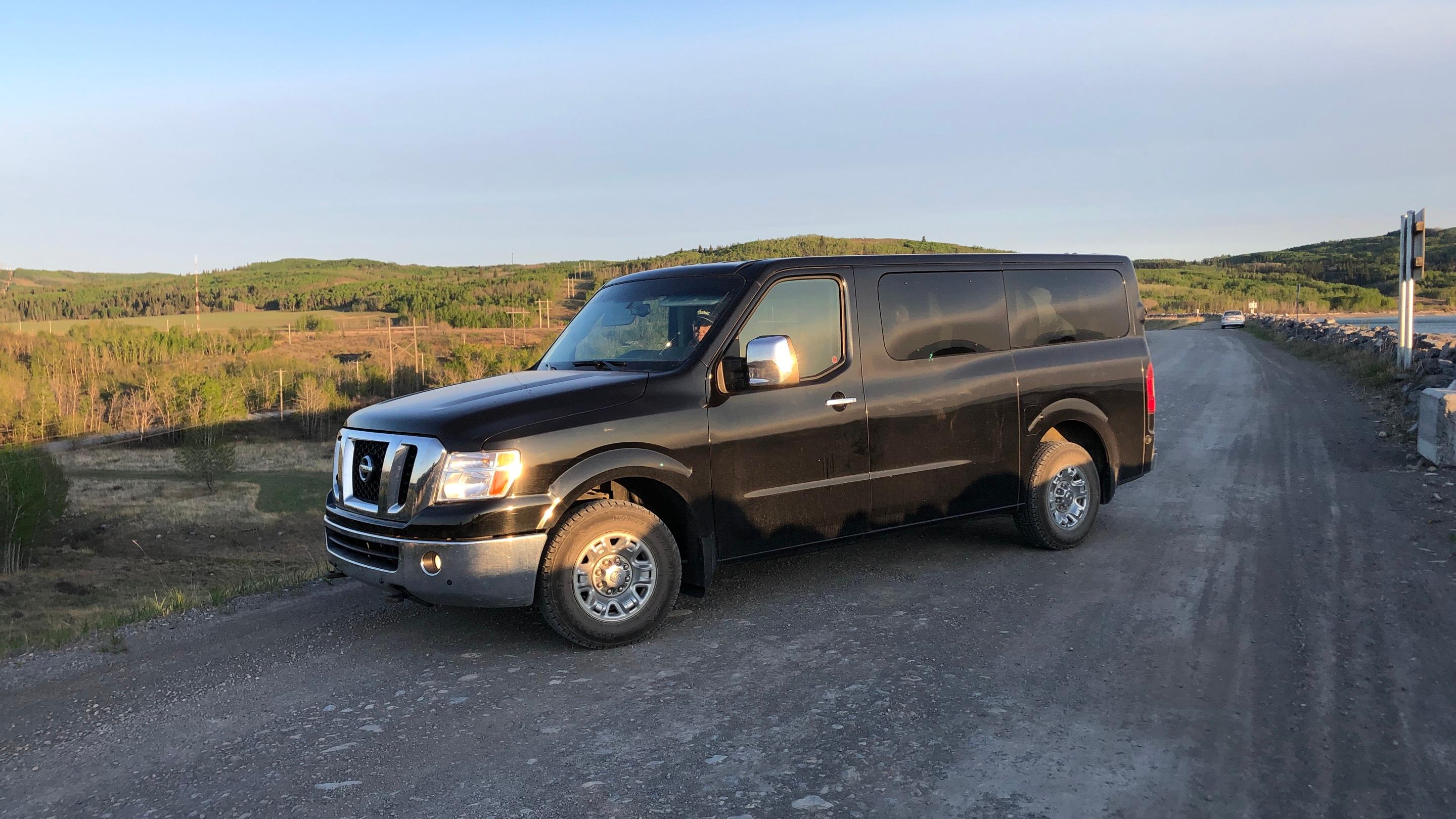 Nissan NV3500HD 2016 in Calgary, AB