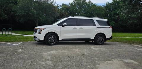Kia Carnival Hybrid 2026