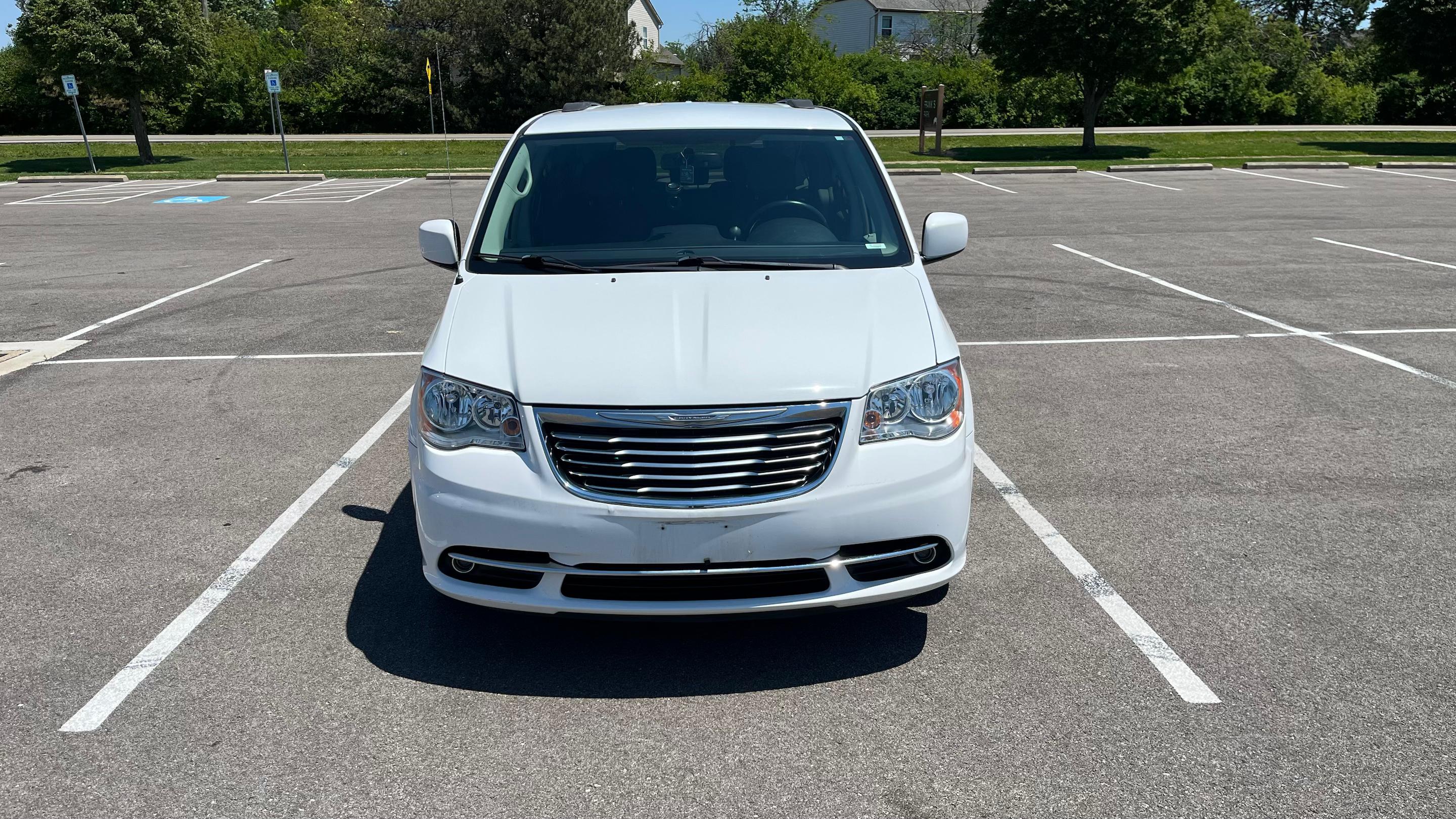 Chrysler Town & Country 2016 in Columbus, OH