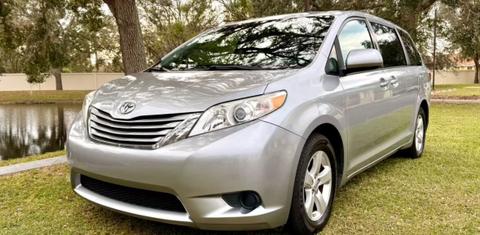 Toyota Sienna 2017