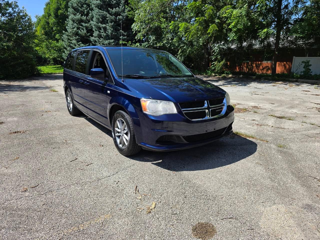 Dodge Grand Caravan 2014 in Frankfort, IL