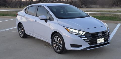 Nissan Versa 2025