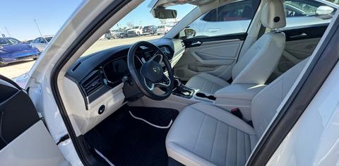 Volkswagen Jetta 2023