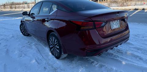 Nissan Altima 2023