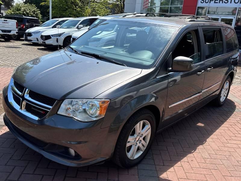 Dodge Grand Caravan 2016 in Surrey, BC