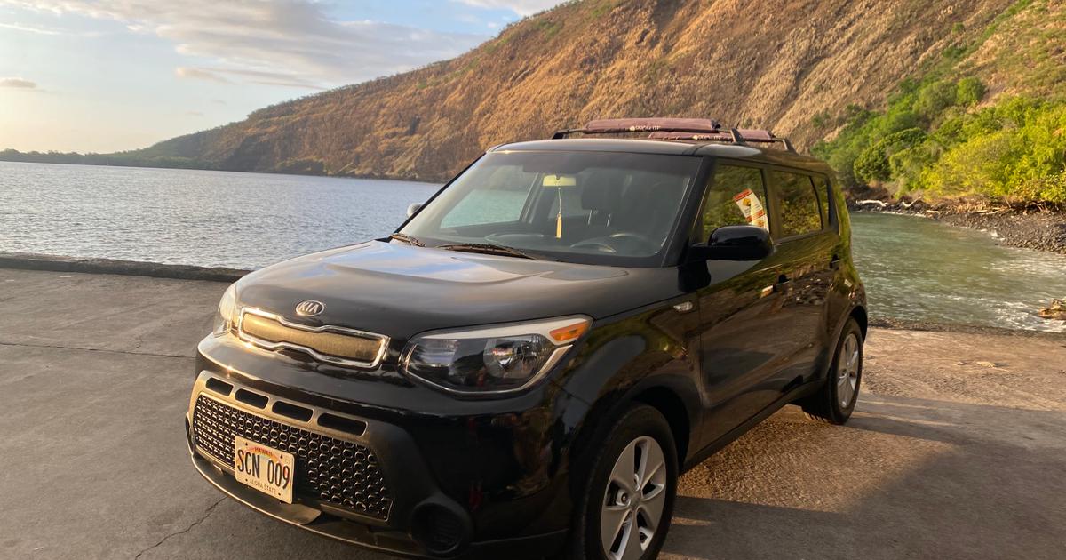 Kia Soul 2014 rental in Kealakekua, HI by Brianne K. Turo