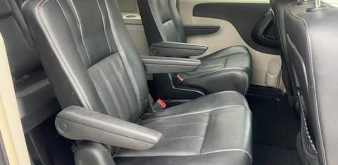 Dodge Grand Caravan 2015