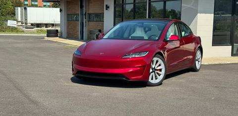 Tesla Model 3 2024