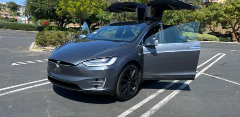 Tesla Model X 2019