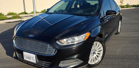 Ford Fusion Hybrid 2016