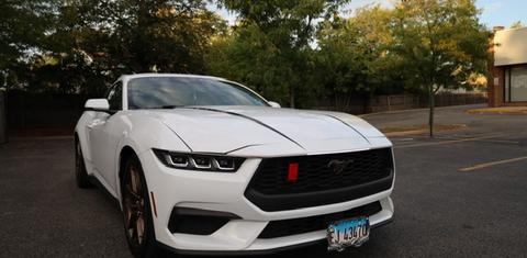 Ford Mustang 2024