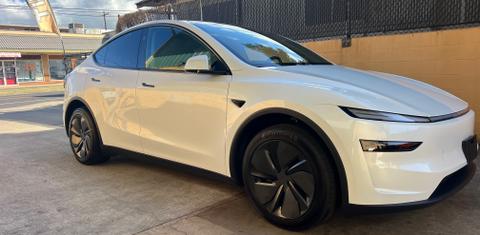 Tesla Model Y 2026