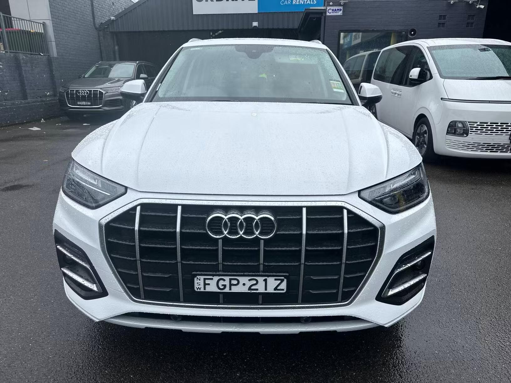 Audi Q5 2023 in Mascot