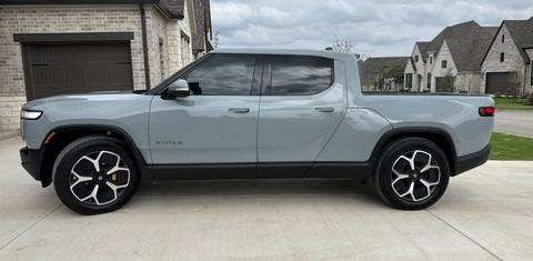 Rivian R1T 2023