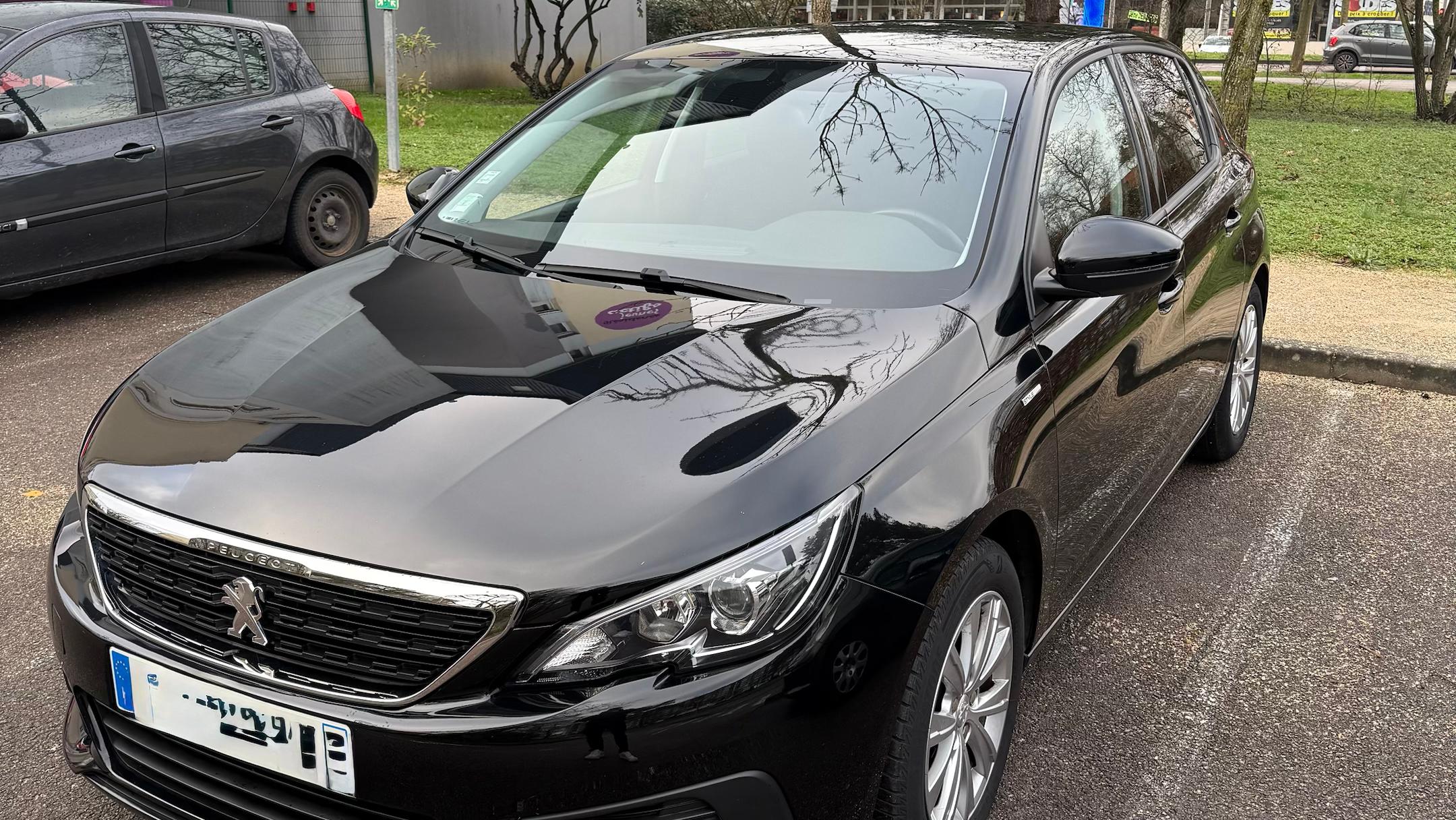 Peugeot 308 2020 in Longvic
