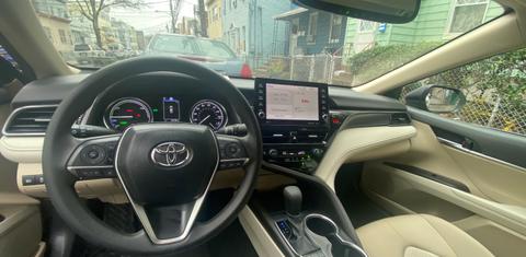Toyota Camry Hybrid 2021