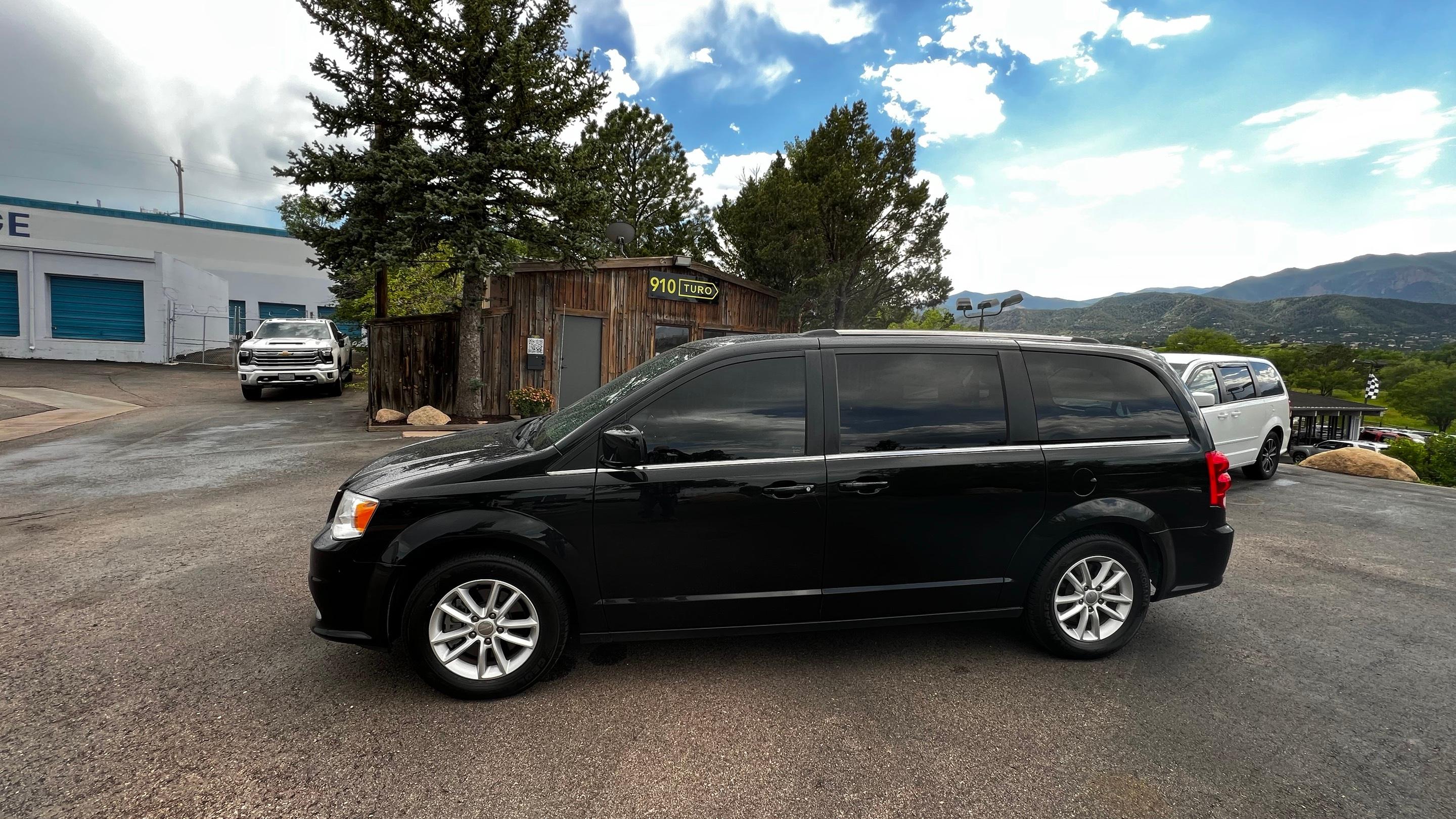 Dodge Grand Caravan 2018 in Colorado Springs, CO